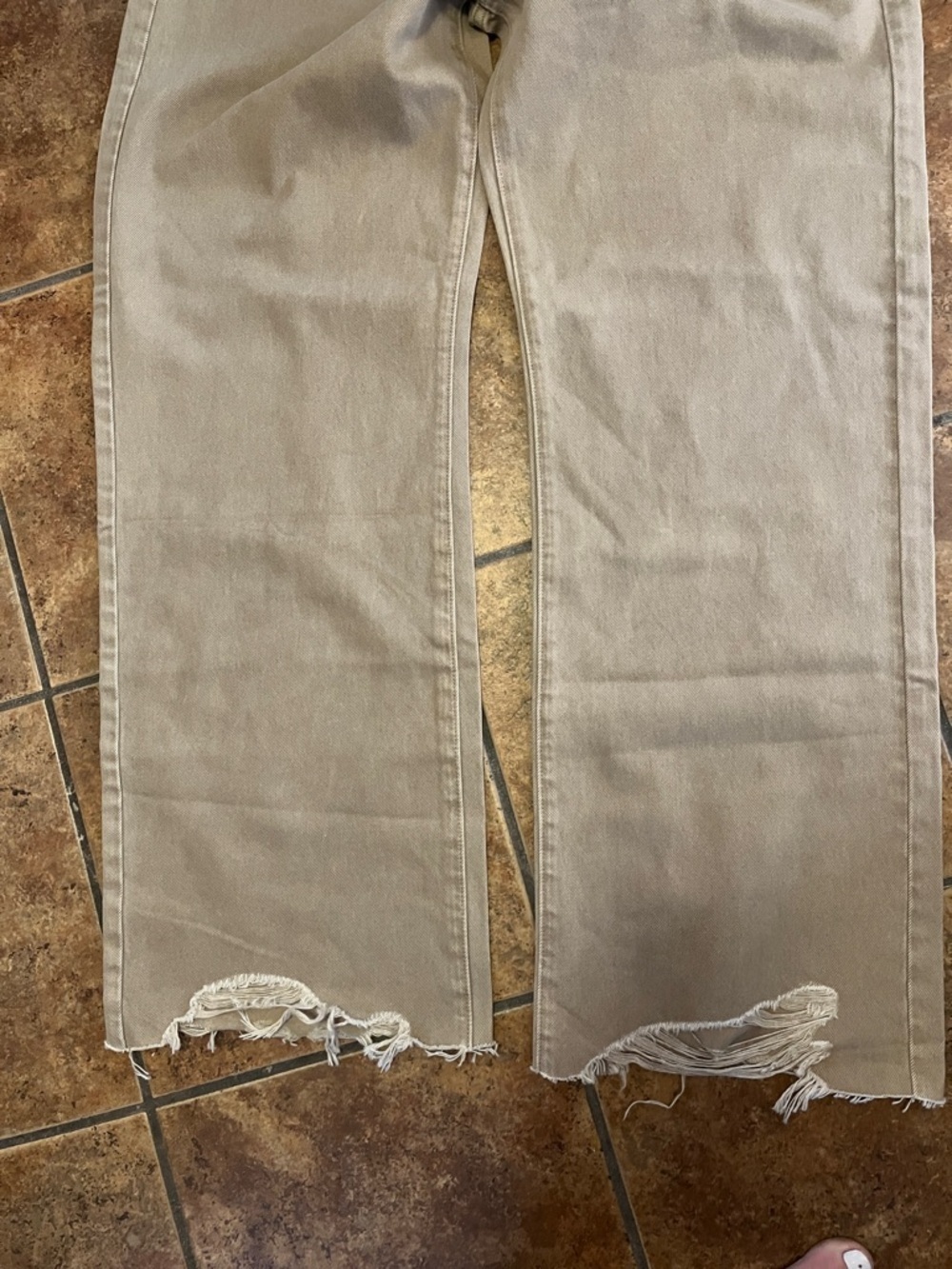 Kancan Taupe Jeans Ultra High Rise 90s Flare Raw Hem Size 15 - Picture 4 of 8